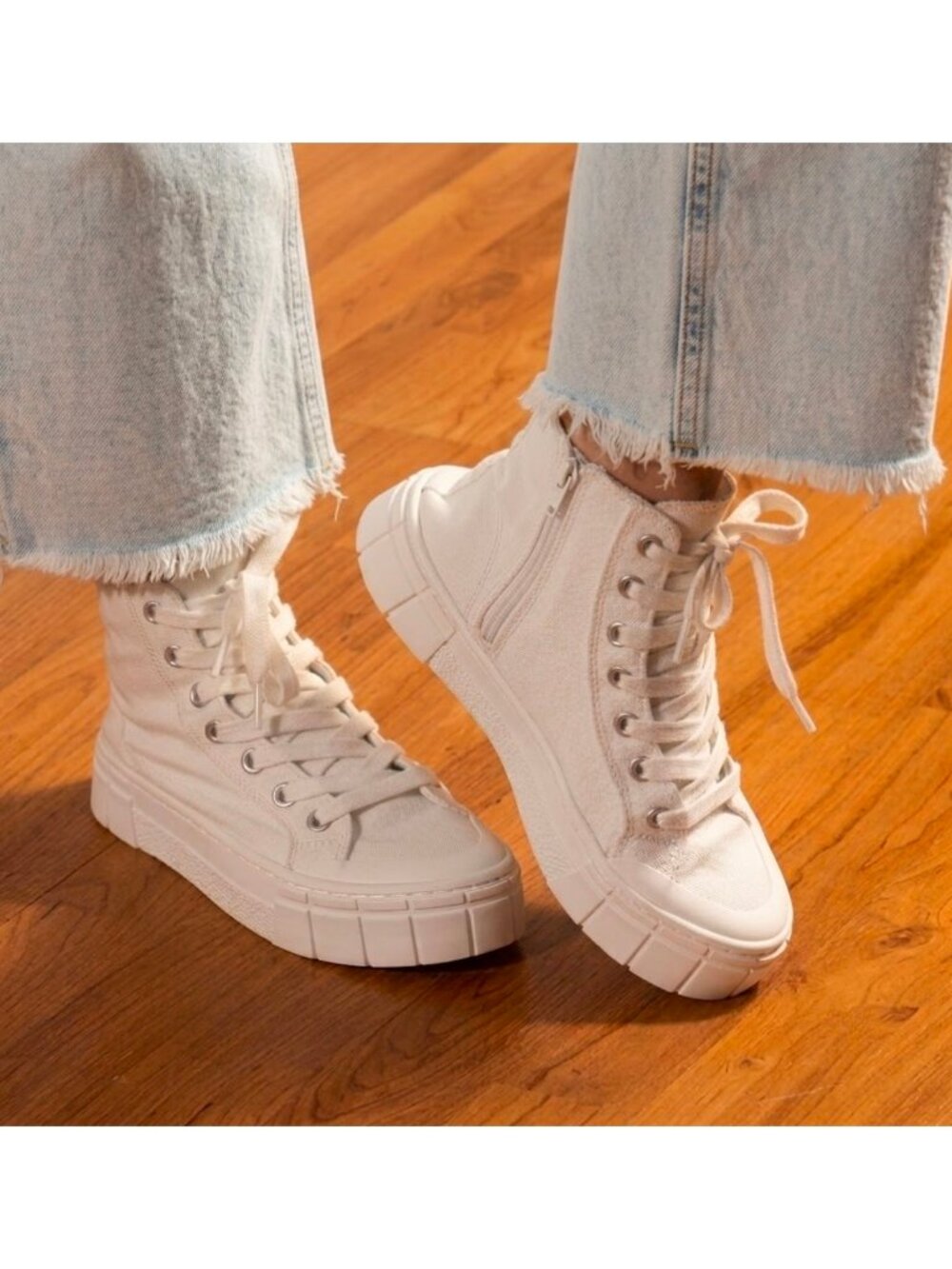 Women's White Zipper High Top Canvas Platform Sneakers - Size 7
